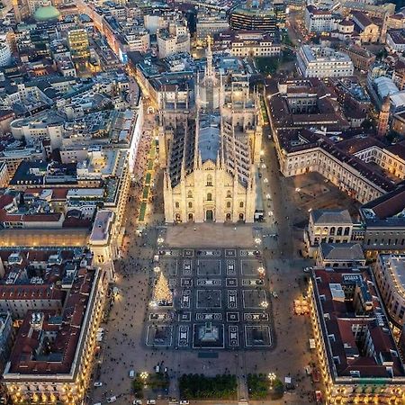 Duomo 10 Min Luxury • Terrazzo • Wi-Fi • Netflix Apartment Milan Bagian luar foto